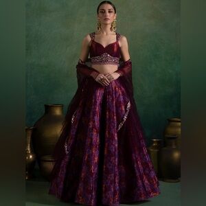 Purple Floral Brocade Lehenga XS Lashkaraa